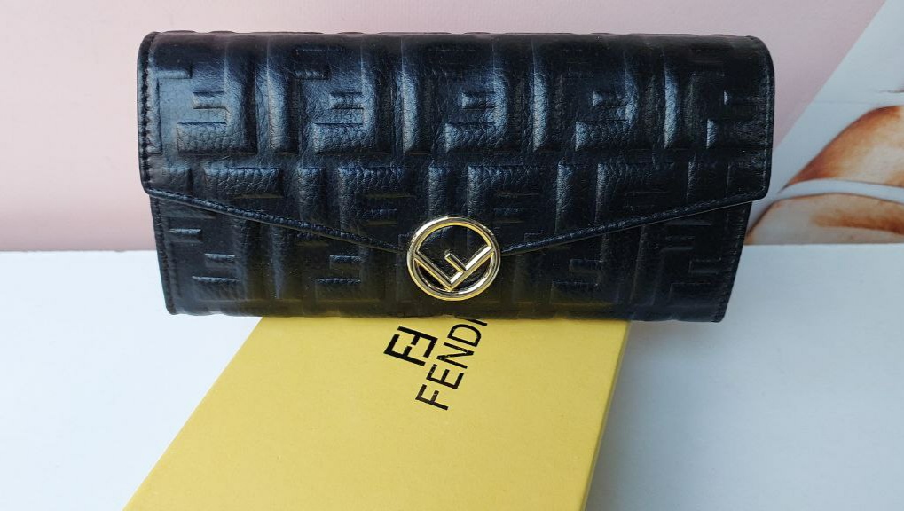 кошелек Fendi от Престиж М